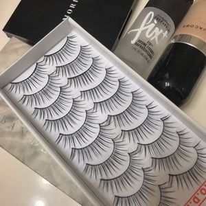 Box of lashes